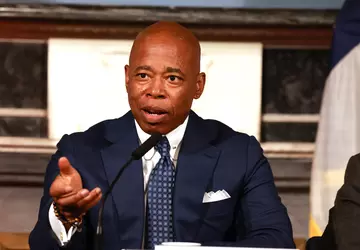 Burmistrz Nowego Jorku wykorzystuje sztuczną inteligencję ...