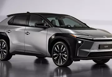 Toyota aktualizuje swojego elektrycznego crossovera bZ4X: ...