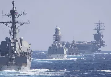 Niszczyciel pocisków kierowanych klasy Arleigh Burke ...