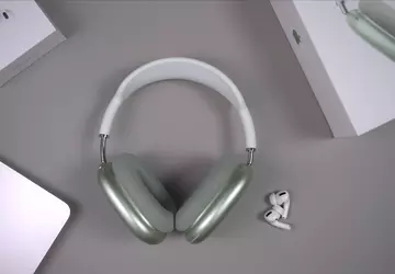 Bloomberg: Apple jeszcze nie planuje aktualizacji ...