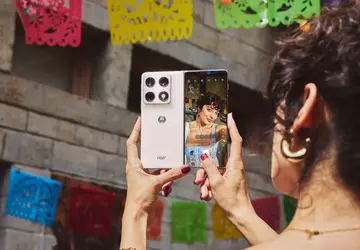 Motorola Razr Fold: Składany smartfon z ...