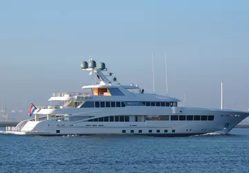 Użytkownik kupił wirtualny jacht NFT za ...