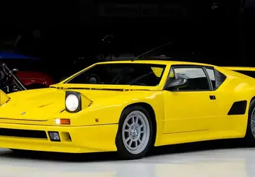 Legendarna De Tomaso Pantera 90 Si ...