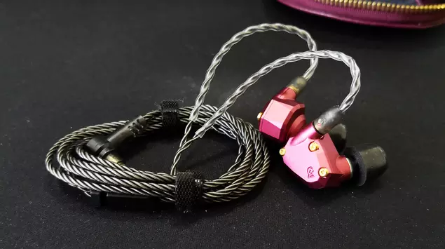Przegląd Campfire Audio IO: słuchawki armaturowe ...