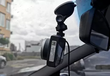 Szczegółowy przegląd DVR Yi Ultra Dash: ...