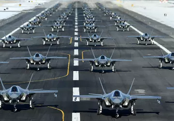 Pentagon wstrzymuje dostawy zmodernizowanych myśliwców F-35 ...