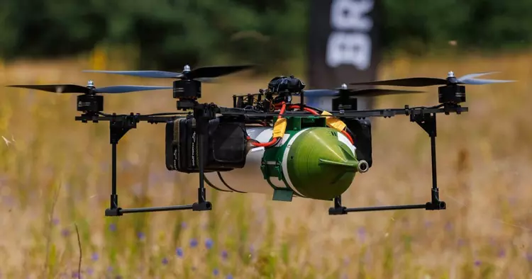 Ukraina testuje drony FPV na włóknie ...