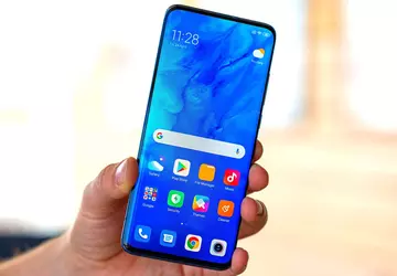 Podobnie jak Mi MIX 4: jeden ...