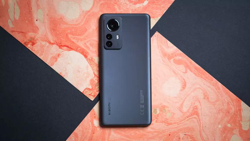 Opublikowano pierwsze prawdziwe zdjęcie Xiaomi 12S z aparatem Leica