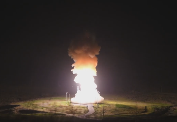 US Air Force pokazuje rzadkie nagranie ...