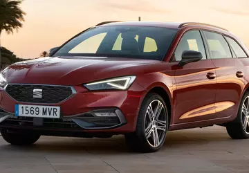 Zaktualizowany Seat Leon eHybrid przejeżdża do ...