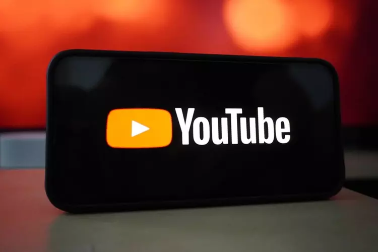 Google wprowadza Ask YouTube: AI-asystent planuje ...