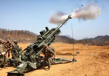 Kolejna partia 155-mm haubic M777 z ...