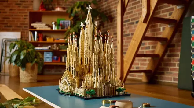 LEGO wprowadza największy zestaw w historii: ...