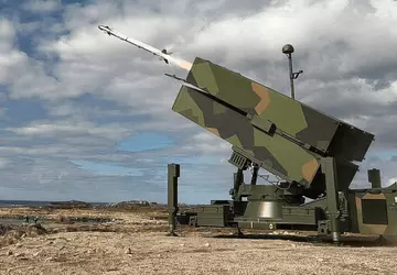 Hiszpania rozmieści system obrony powietrznej NASAMS ...