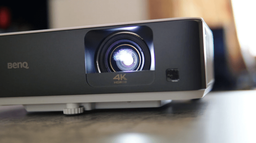 porównanie TK700 vs TK700STI