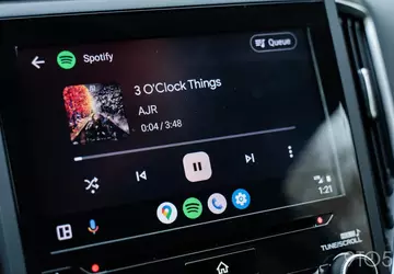 Android Auto otrzymuje zaktualizowany odtwarzacz muzyki ...