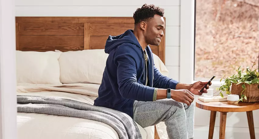 Fitbit opracowuje kompaktowy gadżet do pomiaru ciśnienia krwi na palcu (zdjęcie)