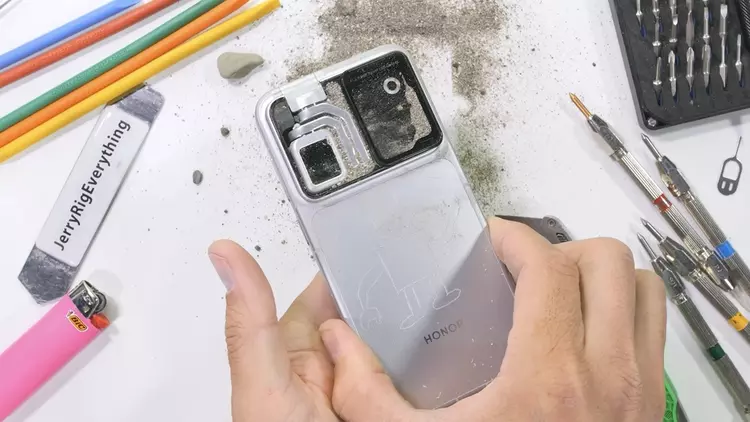 Honor Robot Phone: Niezwykła Kamera, ale ...