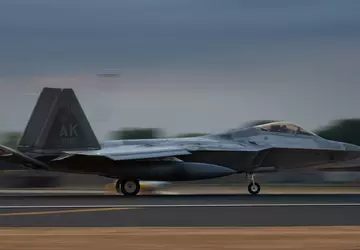 Polscy piloci otrzymują amerykańskie myśliwce piątej ...