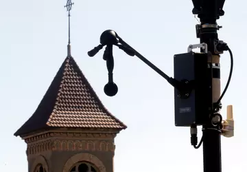 W Paryżu testują „radary hałasu”, karając ...