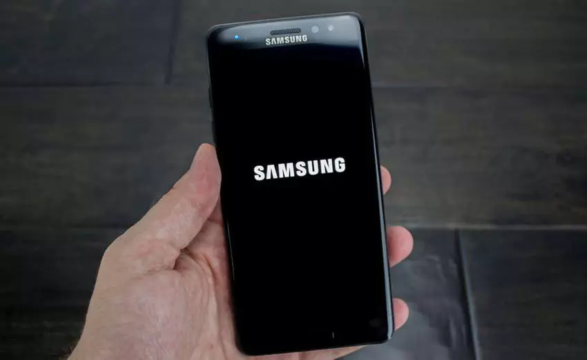 samsung-galaxy-j6-teased-site.jpg