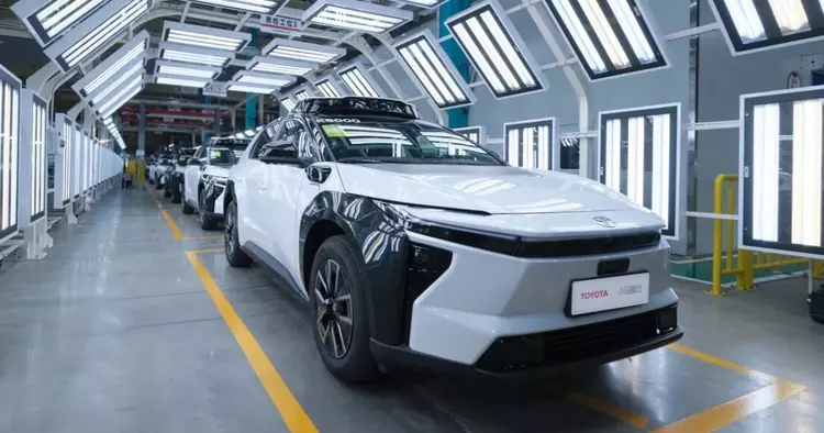 Toyota i Pony.ai zaprezentowali nowe robotaxi ...