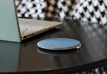 Ultracienki głośnik zapewniający komfortowy sen: niezwykły ...