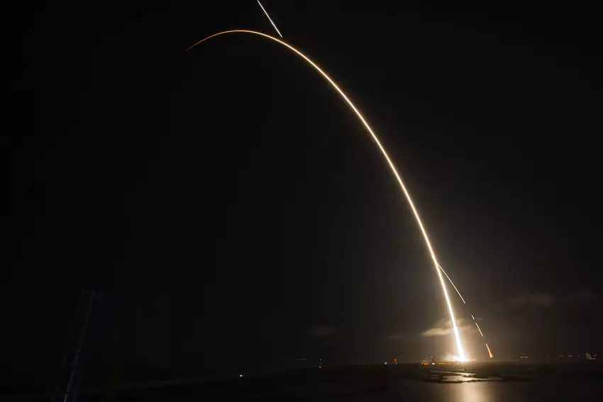 SpaceX wysyła na Księżyc lądownik Hakuto-R i łazik Rashid