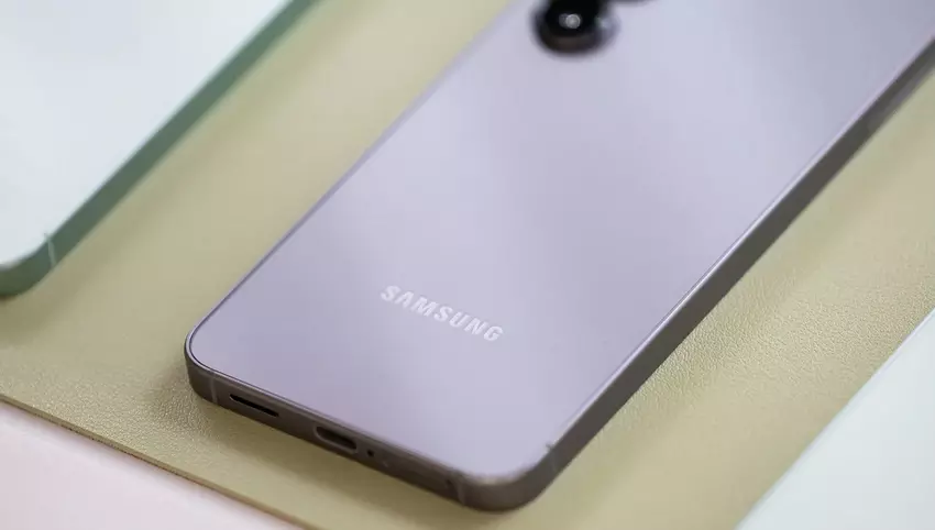 Wycieczka: niemiecki portal ujawnia pełne specyfikacje i rendery ultrasmukłego smartfona Samsung Galaxy S25 Edge