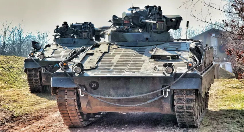 Minister obrony pokazuje wideo niemieckich bojowych wozów piechoty Marder na Ukrainie