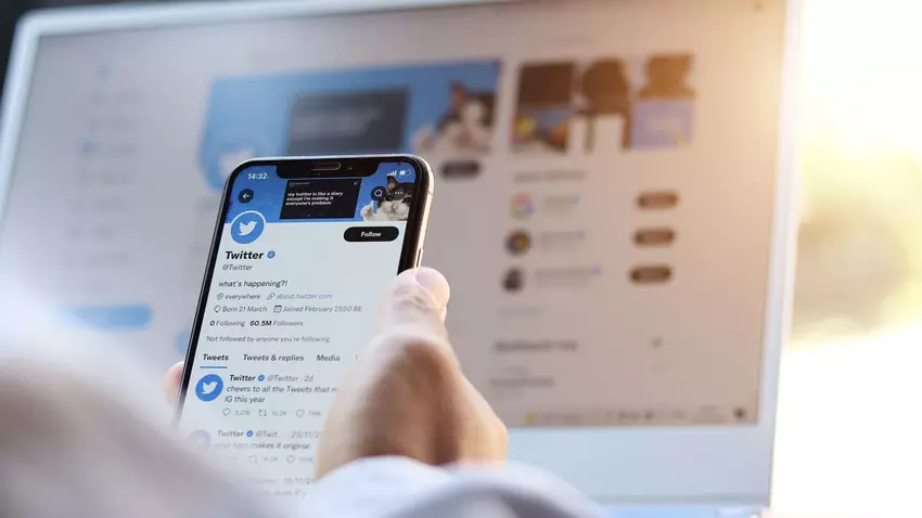 Twitter rozważa wystawienie na aukcję nazw użytkowników w celu uzyskania dodatkowych przychodów - The New York Times