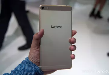 Pełnowymiarowy flagowy produkt Lenovo otrzymał tytuł ...