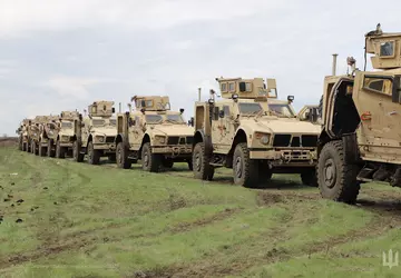 Ukraińscy marines pokazują, jak trenują na ...