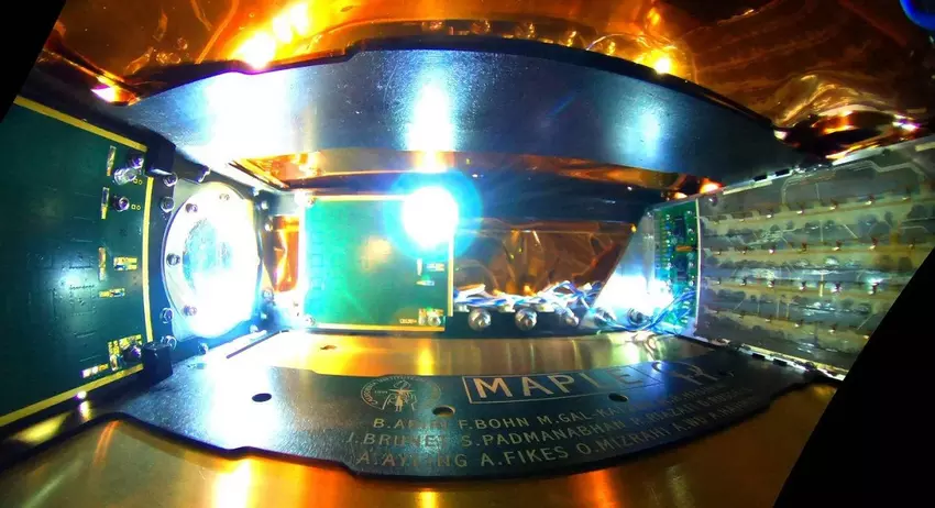 Amerykańscy naukowcy jako pierwsi na świecie przesyłają energię słoneczną z kosmosu na Ziemię