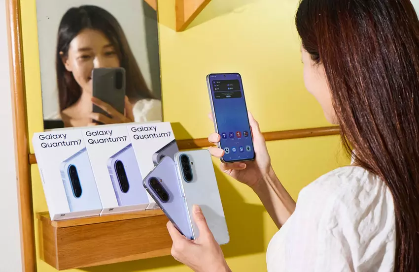 Samsung Galaxy Quantum 7
