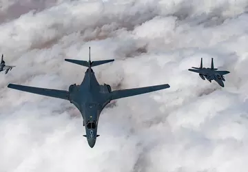 USA ponownie wysłały do Korei Południowej ...