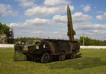 Rosjanie pokazują nagranie z wystrzelenia rakiety ...