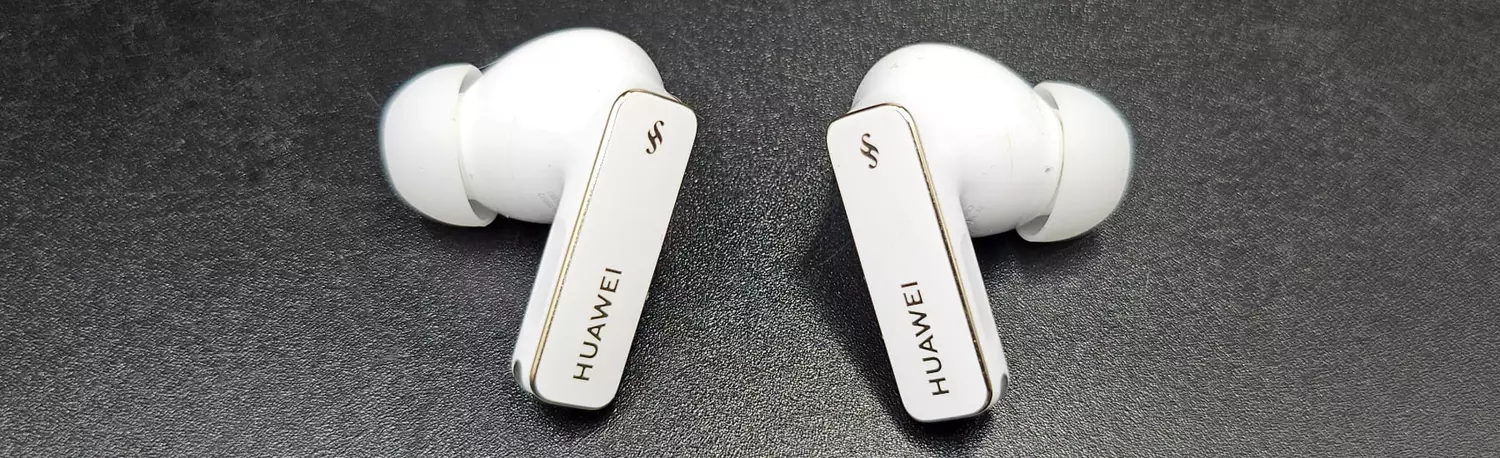 Redukcja szumów z efektem pamięci: recenzja słuchawek Huawei FreeBuds Pro 4 TWS