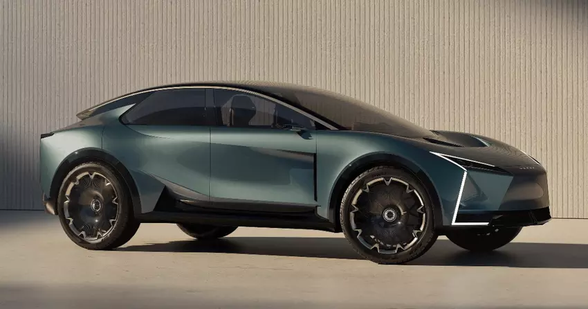 Lexus zaprezentował nowy model LS Coupe, który faktycznie nie jest coupe