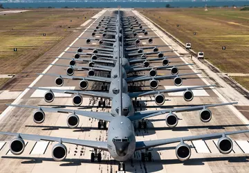 Siły Powietrzne Stanów Zjednoczonych chcą wystrzelić ...