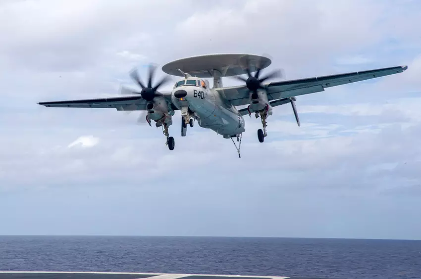 Departament Stanu USA zatwierdza sprzedaż Japonii samolotów szpiegowskich E-2D Advanced Hawkeye za 1,4 mld USD