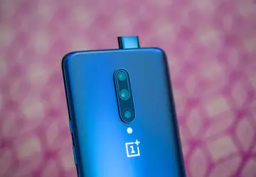 OnePlus z aktualizacją OxygenOS 9.5.7 dla ...
