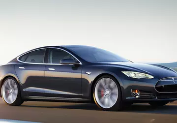 Tesla informuje o śmiertelnym wypadku w ...