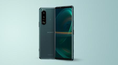 Kompaktowy flagowiec na rok 2021: Sony Xperia 5 III w sprzedaży na Amazonie za 350 dolarów taniej