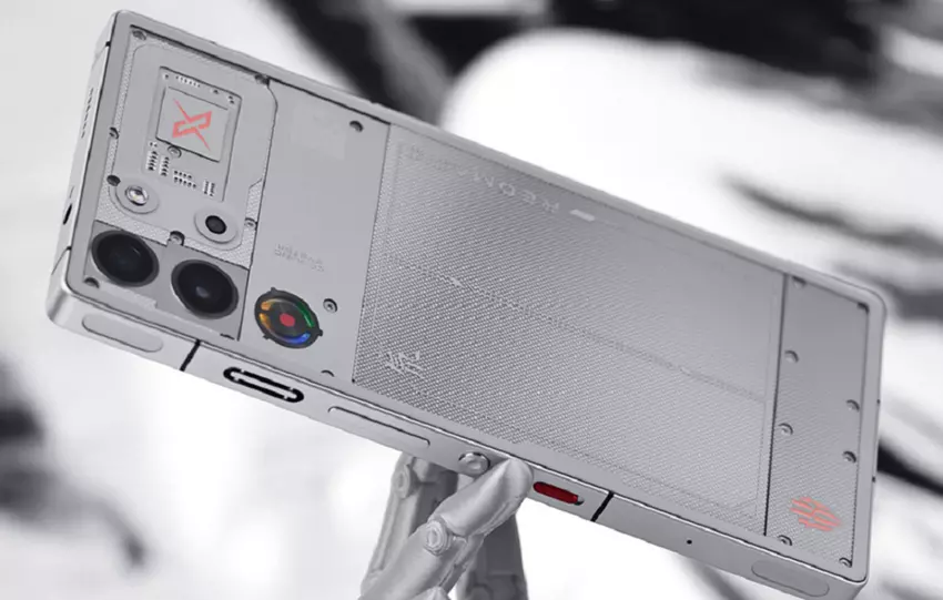 Red Magic 10S Pro+ stał się najsilniejszym smartfonem na świecie według AnTuTu — wykorzystuje Snapdragon 8 Leading Version