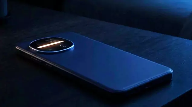Nowy flagowiec Sharp Aquos R11: Wyświetlacz ...