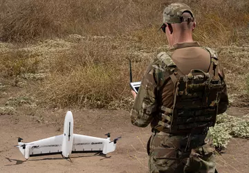 Rzadki rozpoznawczy UAV Quantix Recon z ...