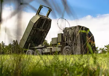 Ministerstwo Obrony: HIMARS zmusił okupantów do ...