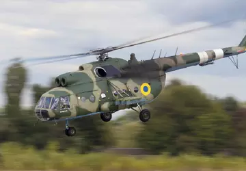 Siły zbrojne Ukrainy odzyskują śmigłowiec Mi-8, ...